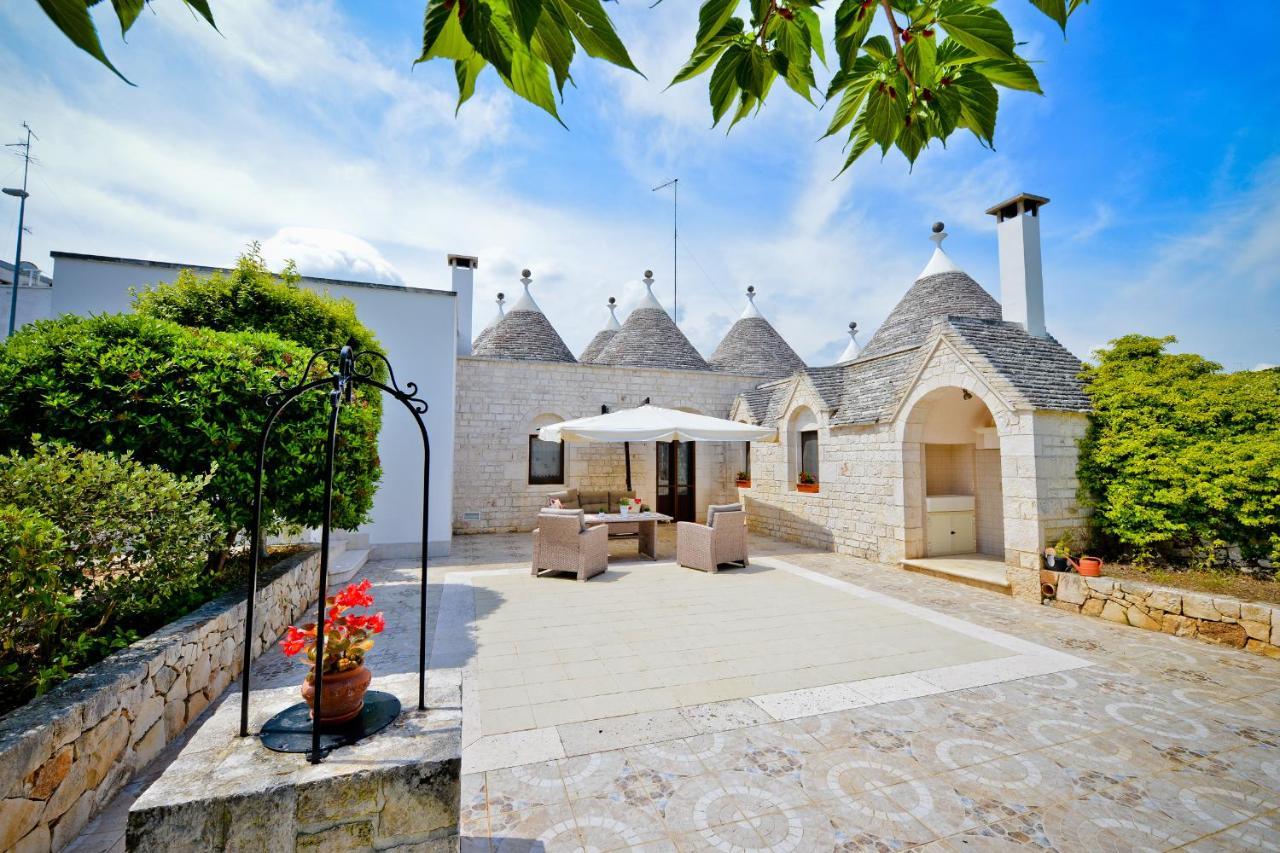 I Trulli Di Alejandro Villa Locorotondo Kültér fotó